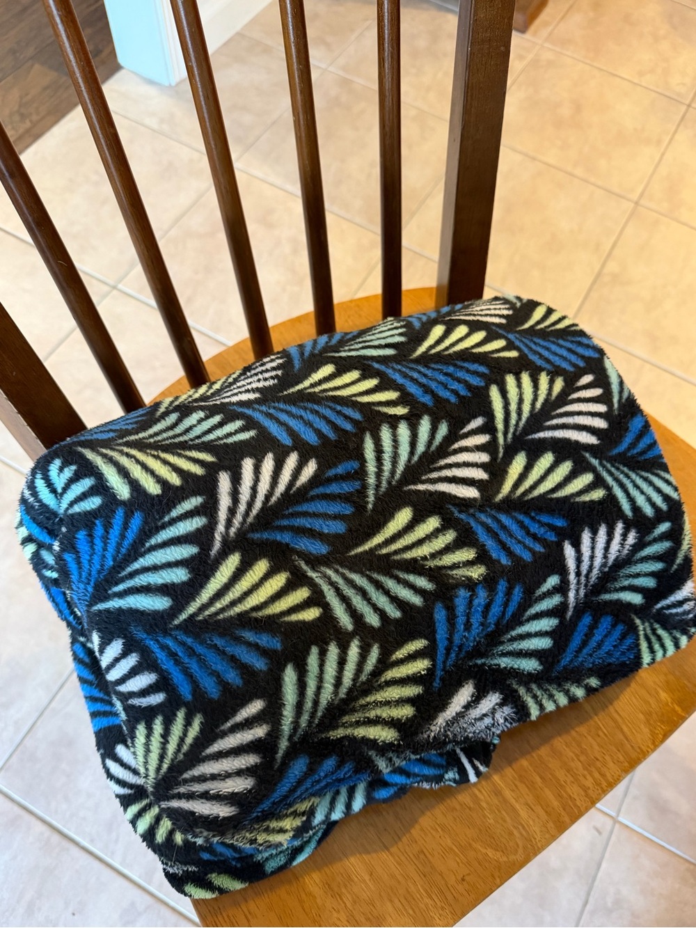 Vera Bradley Black Throw Blanket with Blue, Green, and White Leaf Pattern